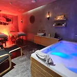 Endless Art Hotel-special Category