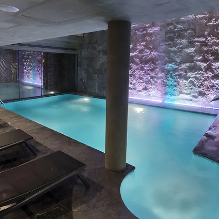 Endless Art Hotel-special Category Hotel