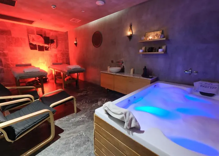 Endless Art Hotel-special Category