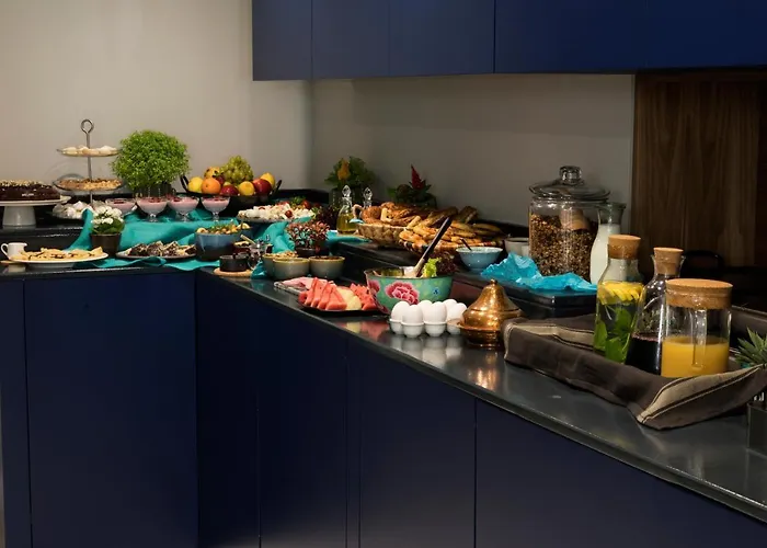 فندق Endless Art Hotel-special Category 3*