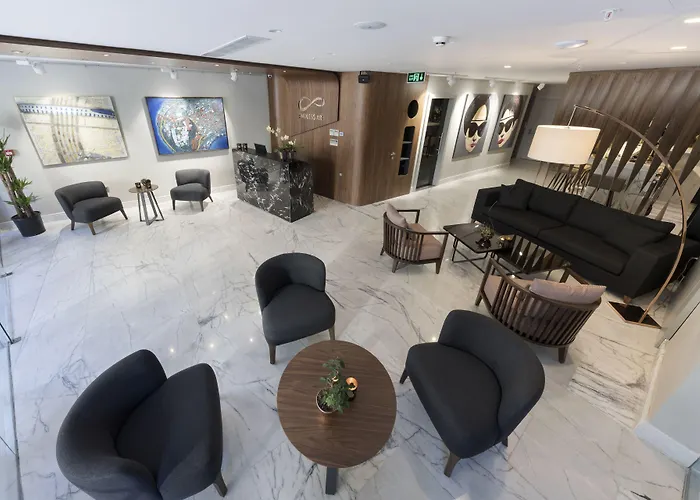 فندق Endless Art Hotel-special Category 3*