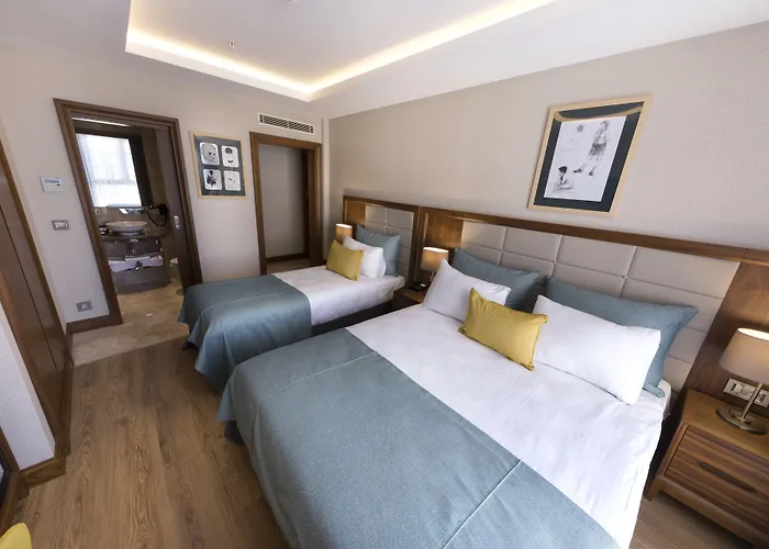 فندق Endless Art Hotel-special Category 3*