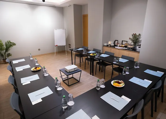 فندق Endless Art Hotel-special Category 3*