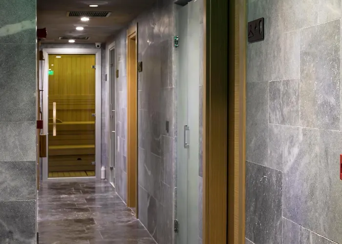 Endless Art Hotel-special Category